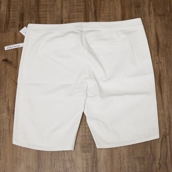 Modamix White Zip Pocket Bermuda Shorts Plus Size - Picture 5 of 5